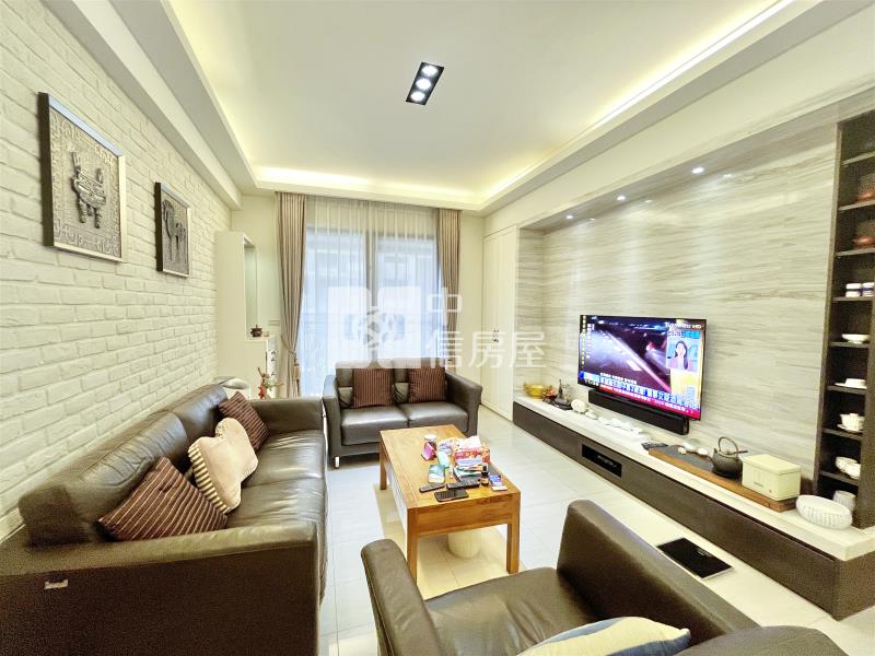 國聚知青精裝三房平車