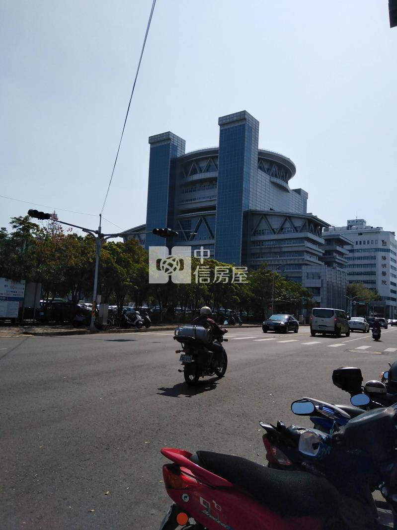 嘉義市政府旁商業區建地