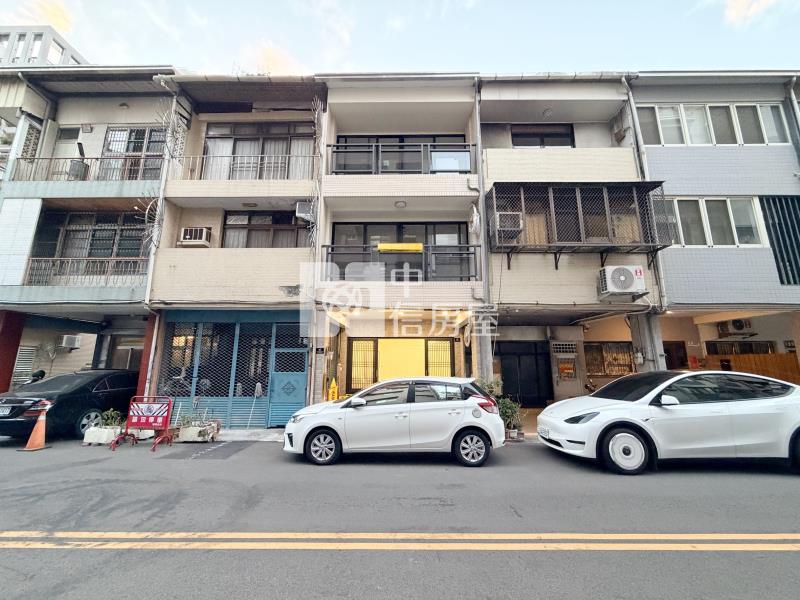 美術園道旁全新整理透店