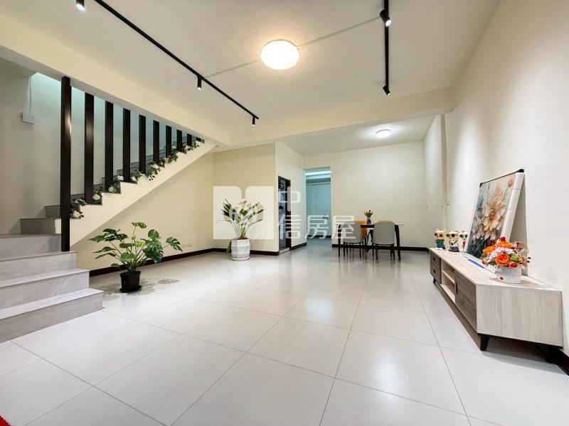 龍潭科學園區旁整新透天