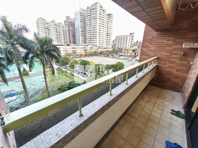 中平商圈富豪林園景觀2+1房