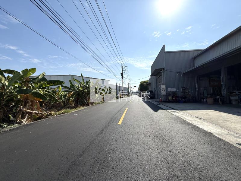 大里臨路都計內農地