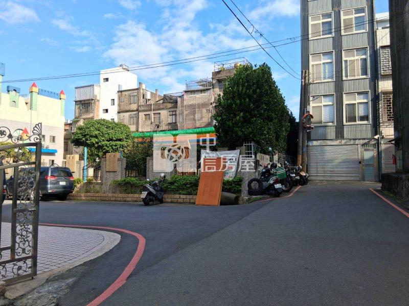 專任平鎮山仔頂建地 中信妮姐