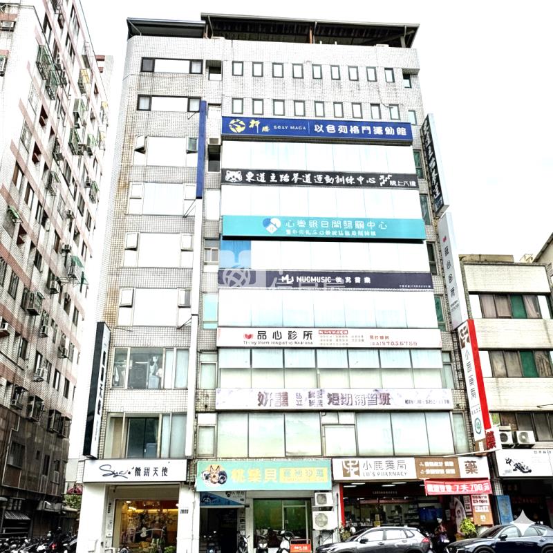 近LaLaport收租熱鬧樓店