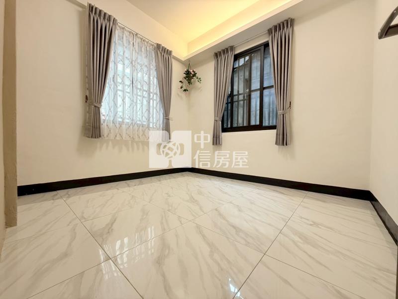 重金裝潢大地坪平房