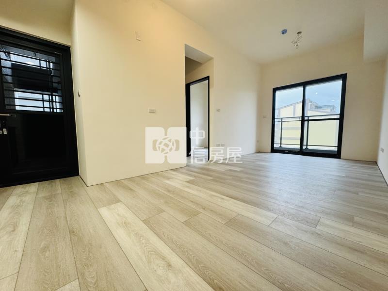 劉峻瀚首選☀️近商圈學區☀️雙衛浴開窗兩房兩衛車