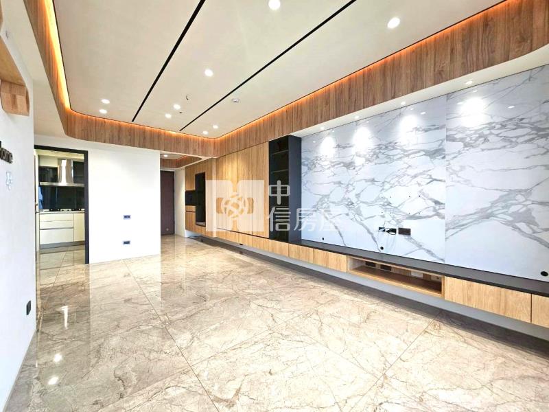 漢神百貨三房平車視野戶