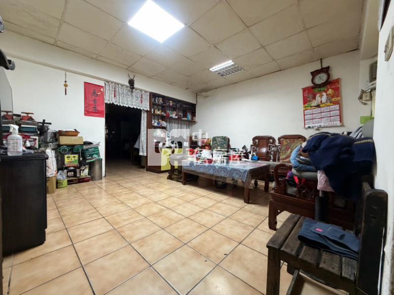 稀有~中壢莒光公園~活巷大地坪【孝親美透天】